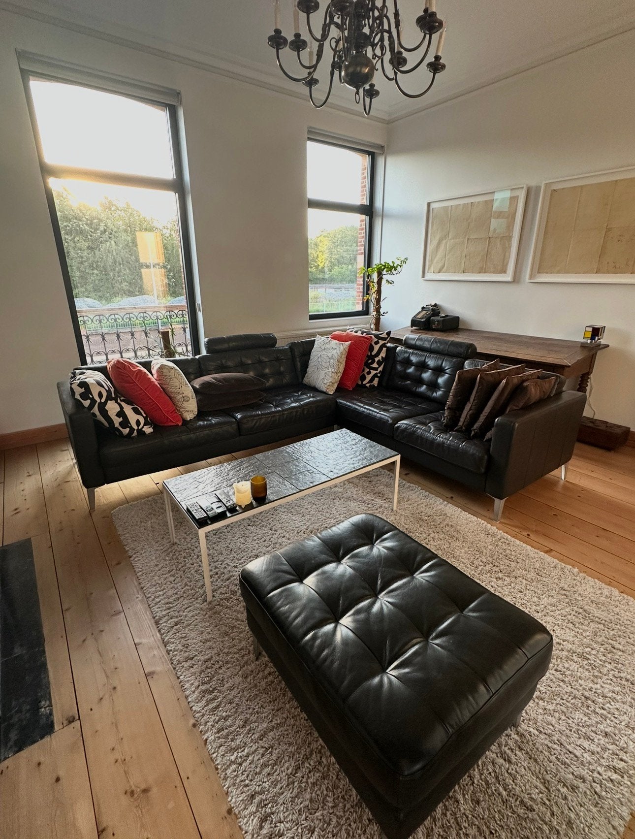 Hoeksalon 280 x 240 - poef - leder - bruine kleur, Ophalen, Gebruikt, Leer