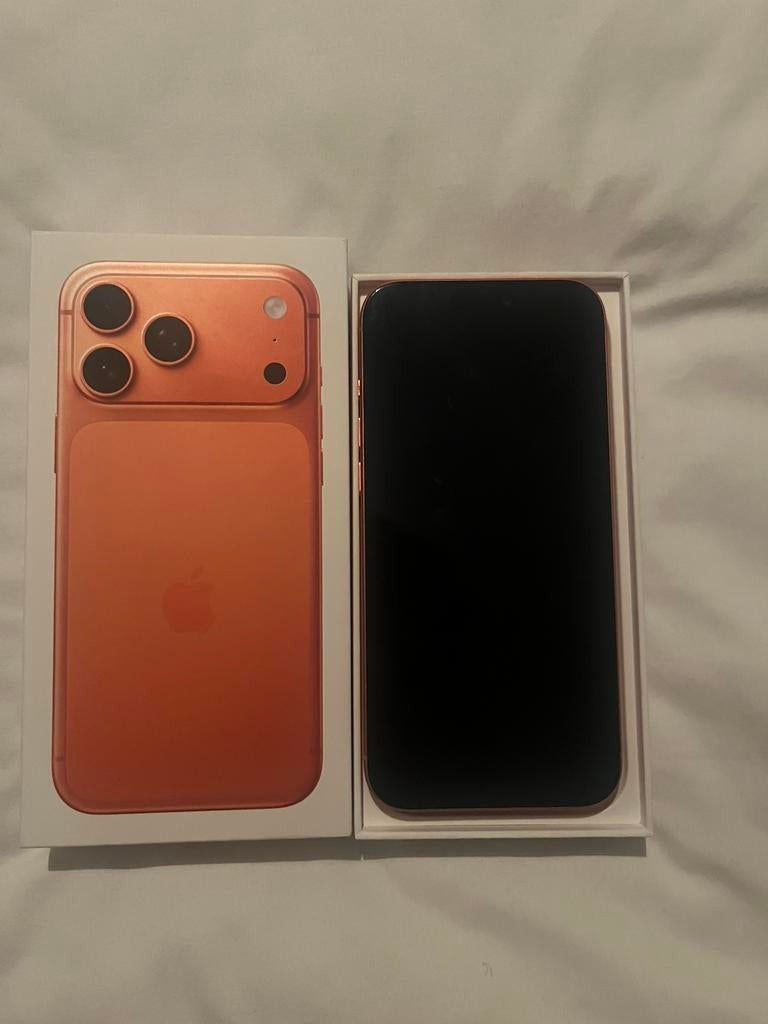 iPhone 17 Pro Max 256 GB 100% - Zeldzame oranje/koperkleur, Telecommunicatie, Mobiele telefoons | Apple iPhone, Zo goed als nieuw