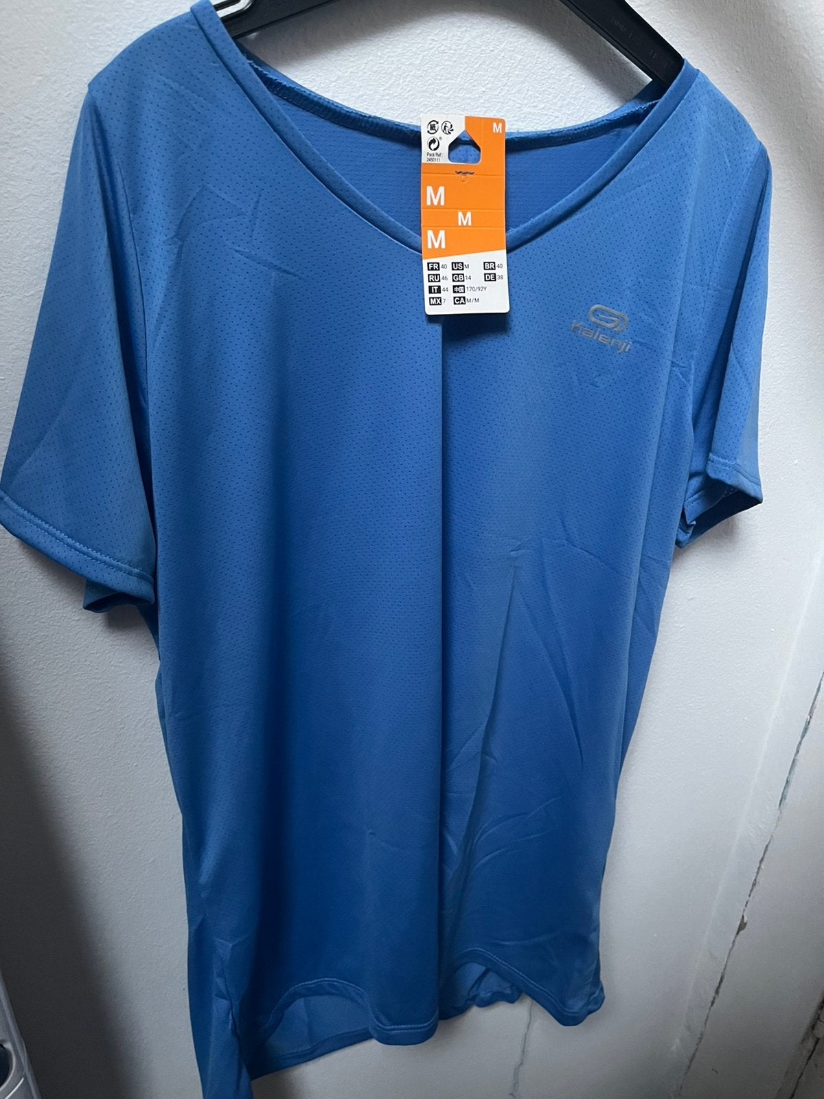 T-shirt sport, Kleding | Dames, T-shirts, Maat 38/40 (M), Blauw, Nieuw, Ophalen of Verzenden