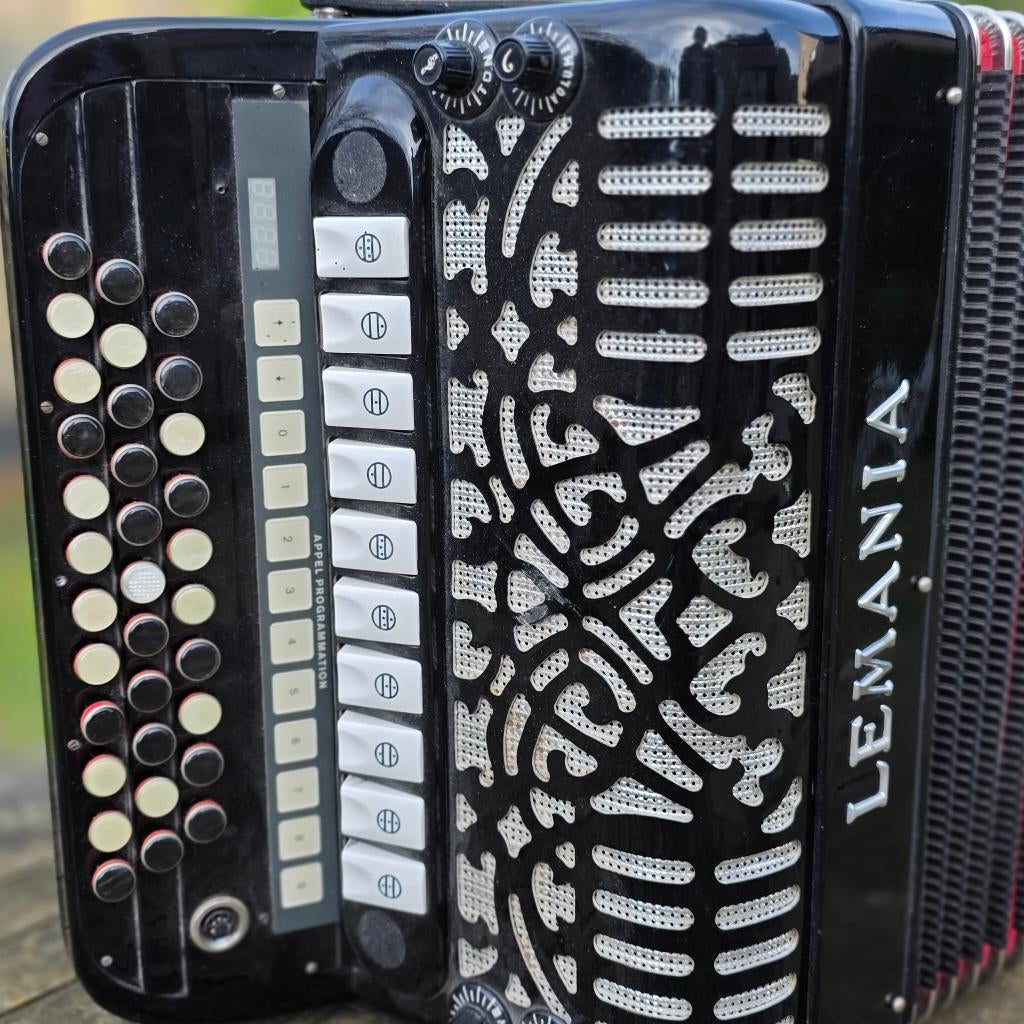 Accordéon Diatonique LEMANIA, Met riemen, Overige formaten, Zo goed als nieuw, Knopaccordeon