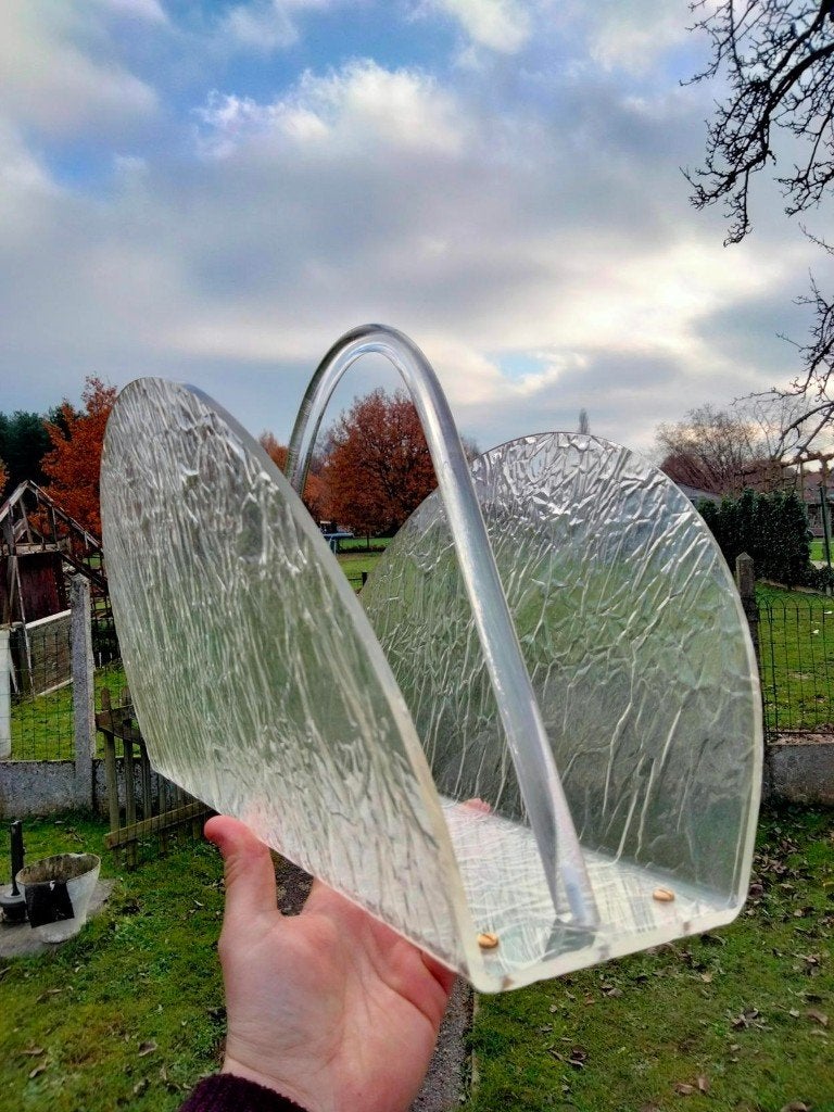 1970s vintage perspex plexi magazinehouder krantenbak, Huis en Inrichting, Woonaccessoires | Krantenbakken en Lectuurbakken, Gebruikt
