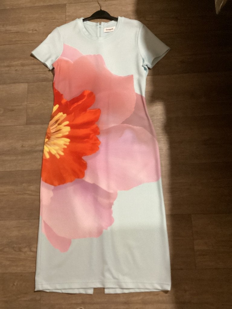 Kleed Desigual nieuw XL- tailleert kleiner, Kleding | Dames, Desigual, Ophalen of Verzenden, Nieuw, Maat 38/40 (M)
