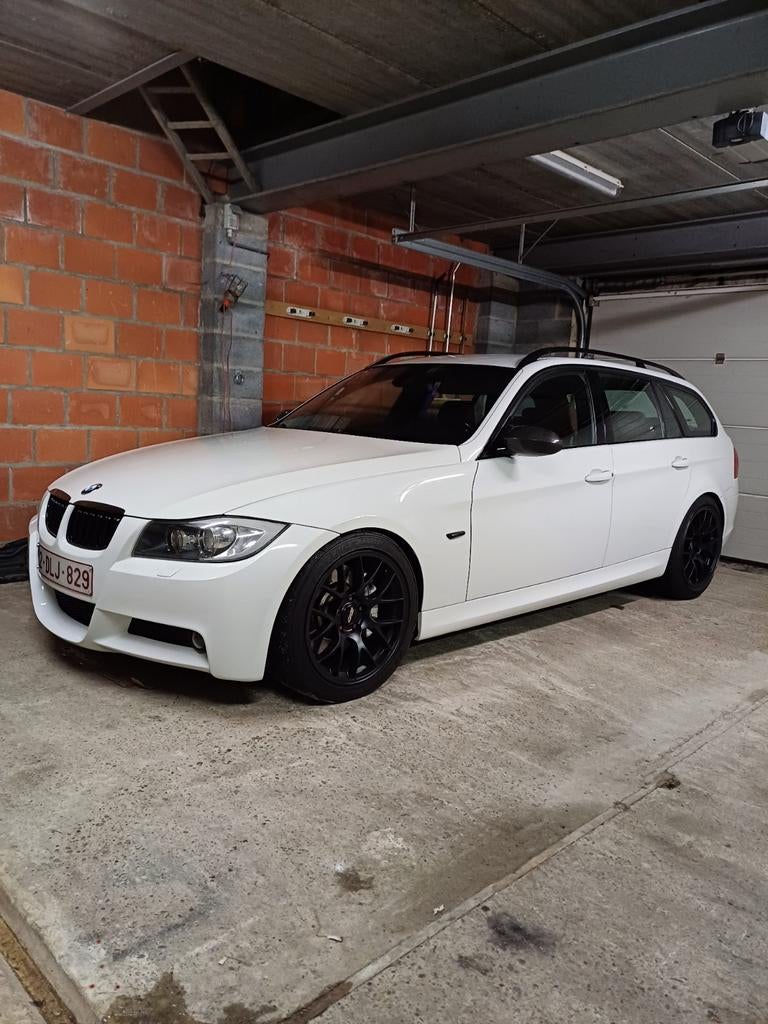 2008 BMW e91 335i manual, Autos, BMW, Particulier, Essence, Break, Boîte manuelle, Blanc, Enlèvement