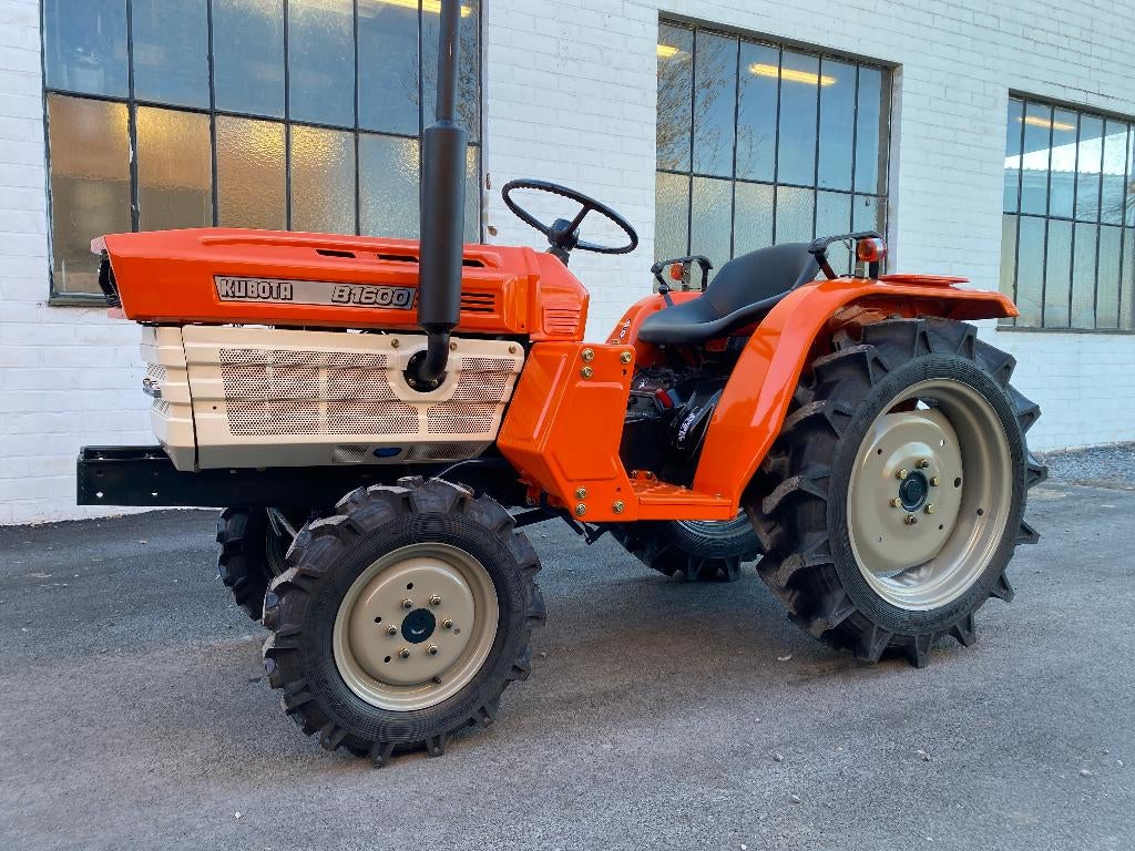 Tuinbouwtractor Kubota B1600 - 20PK motor - MICROTRACTORS, Zakelijke goederen, Landbouw | Tractoren, tot 2500, Overige merken