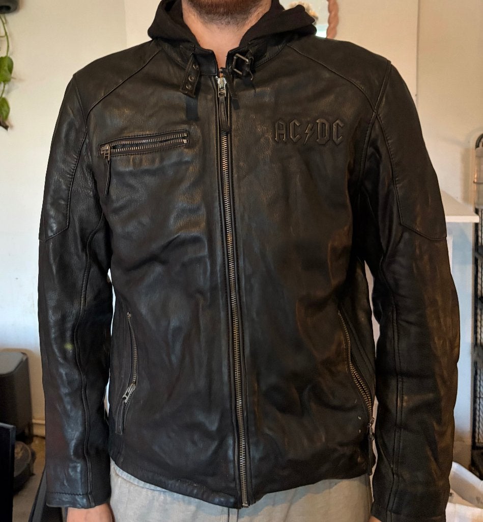 Echte leren AC/DC jas, Kleding | Dames, Jassen | Winter, Ophalen, Zo goed als nieuw, Maat 46/48 (XL) of groter, Zwart
