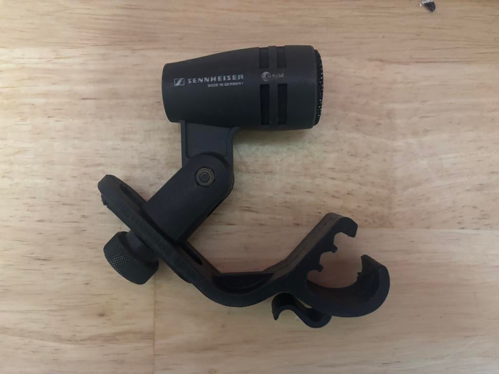 Sennheiser E604 dynamische instrumentmicrofoon, Muziek en Instrumenten, Microfoons, Ophalen of Verzenden, Gebruikt, Instrumentmicrofoon