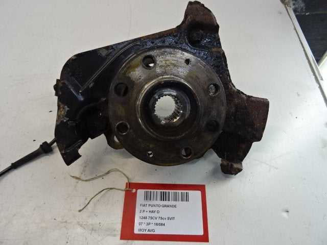 WIELNAAF LINKS VOOR Fiat Grande Punto (199), Gebruikt, Fiat
