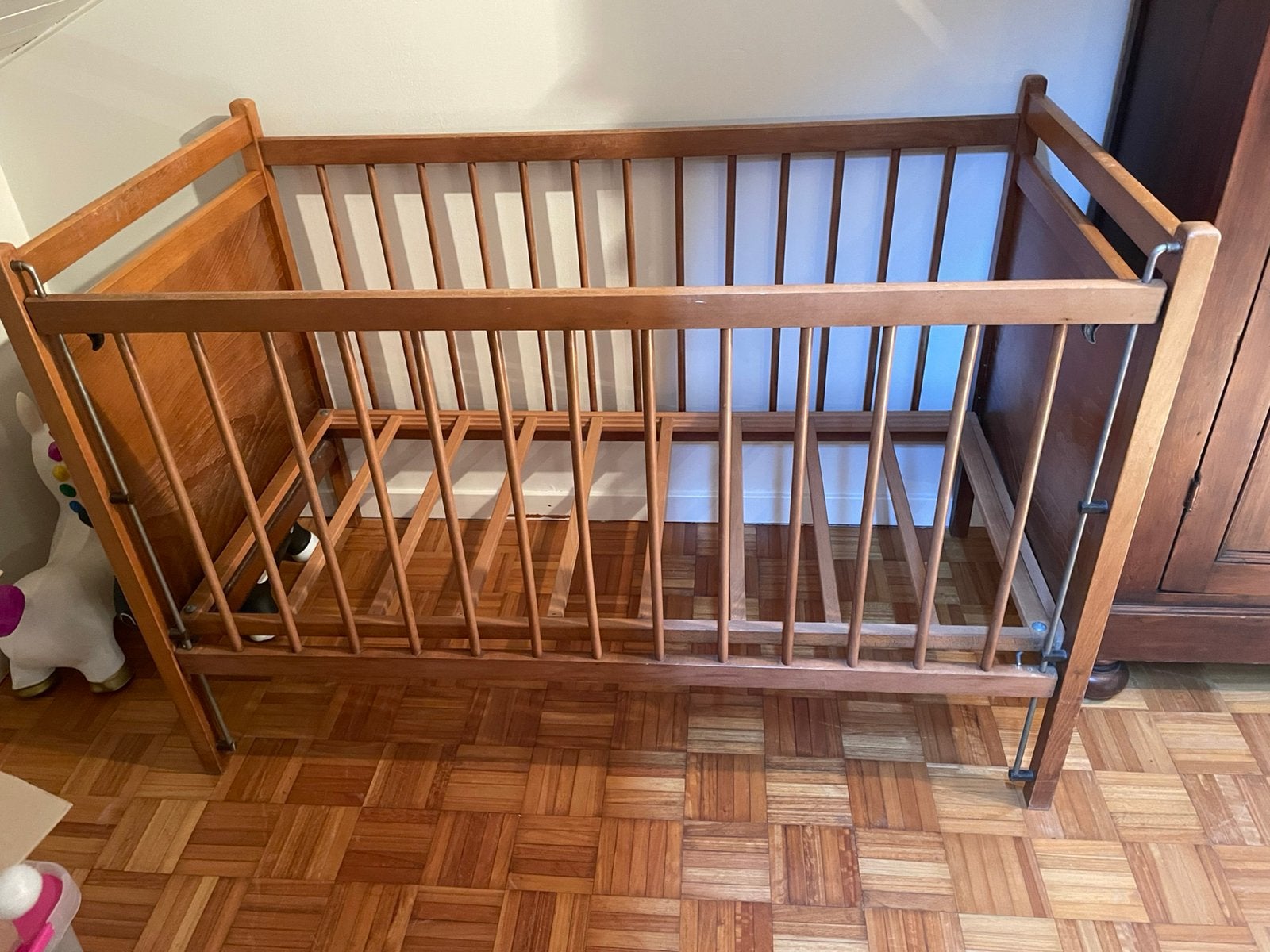 Houten kinderbedje, Kinderen en Baby's, Babywiegjes en Ledikanten, Ophalen, Gebruikt