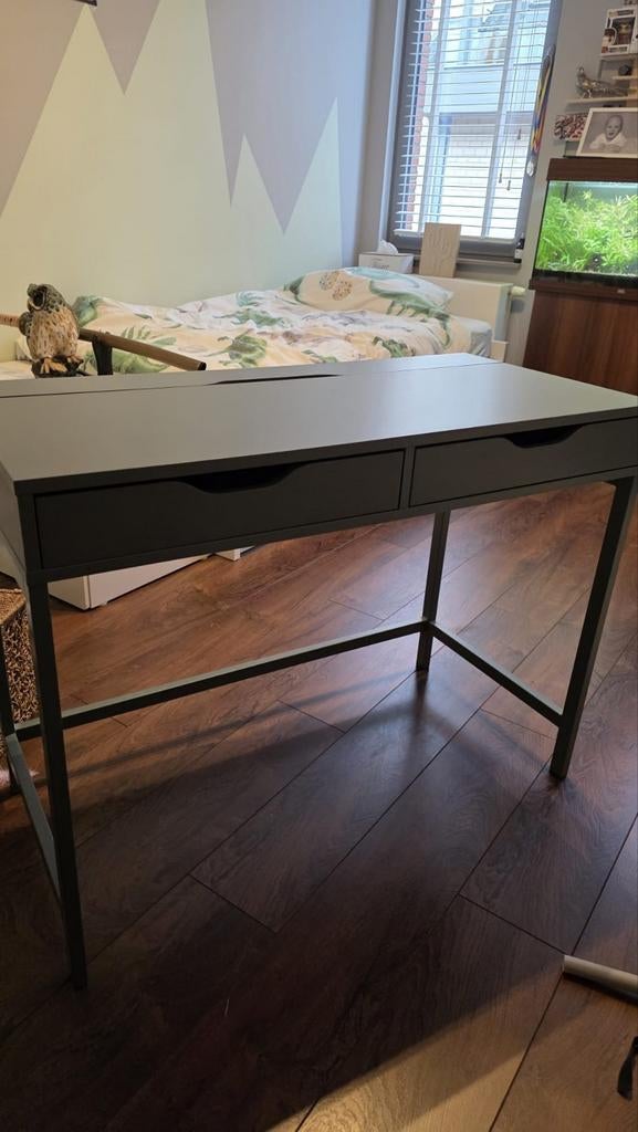 Bureau als nieuw, Huis en Inrichting, Tafels | Sidetables, Ophalen, Zo goed als nieuw