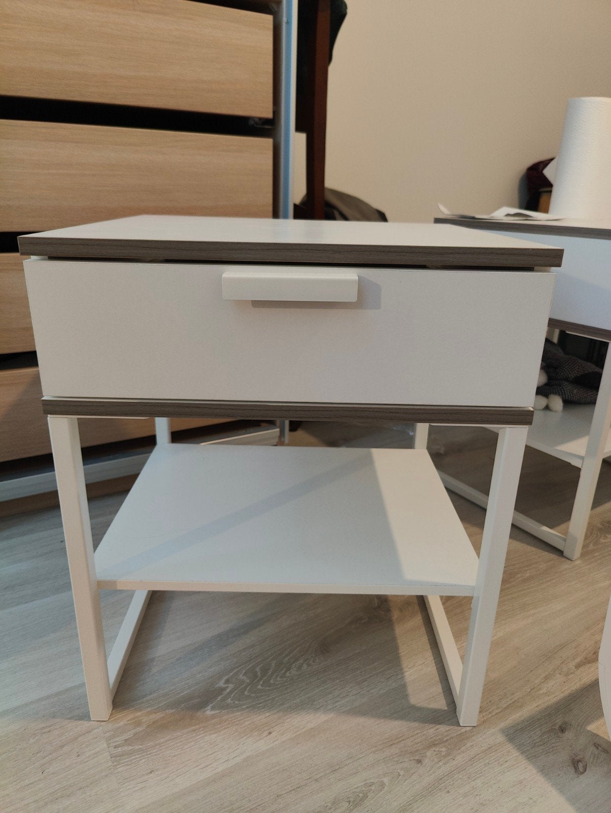 nachtkastje trysil Ikea (2 stuks), Enlèvement