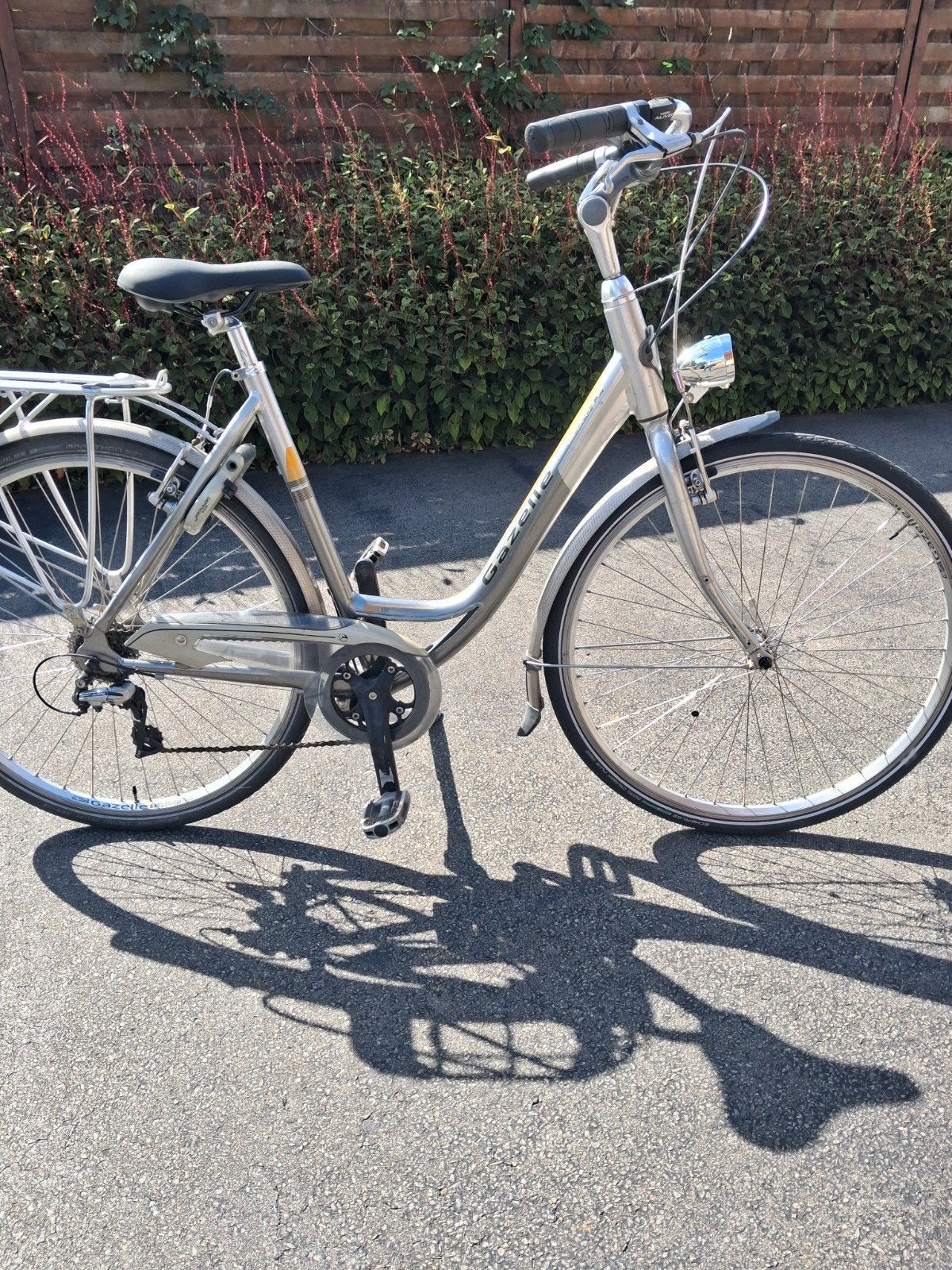 aluminium damesfiets gazelle nog in nieuwstaat, Fietsen en Brommers, Ophalen of Verzenden, Gazelle