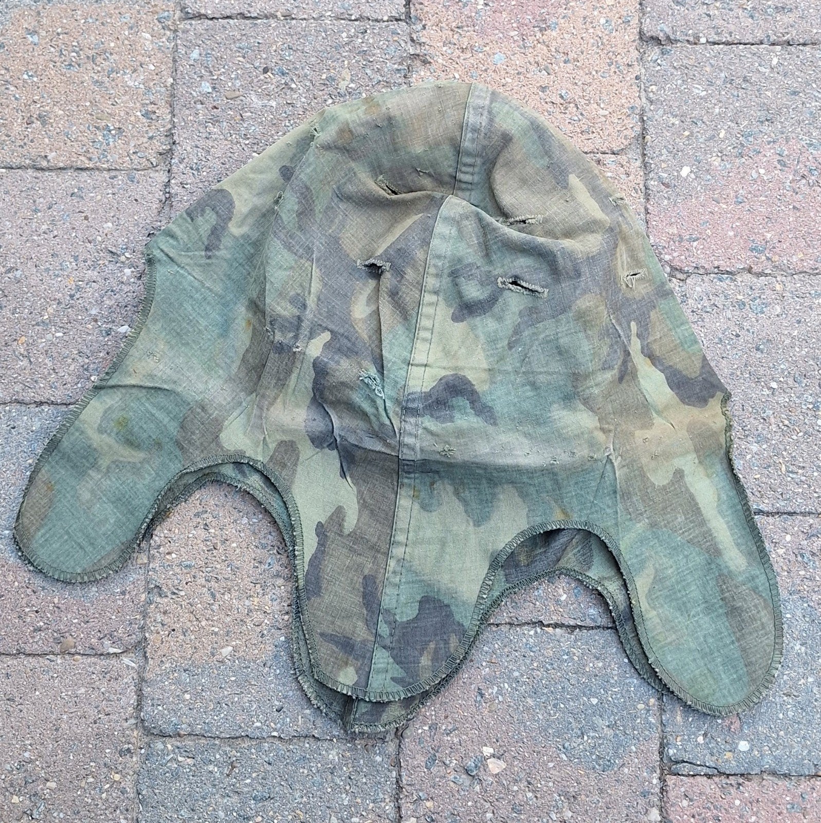 Helmhoes voor VS Vietnam, Ophalen