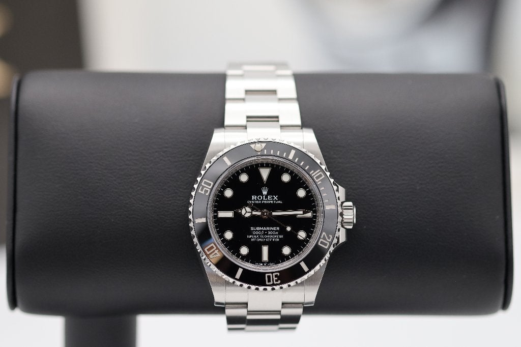 Rolex Submariner 124060  | Zeer goede staat | Volledige set, Handtassen en Accessoires, Horloges | Heren, Staal, Polshorloge, Ophalen of Verzenden