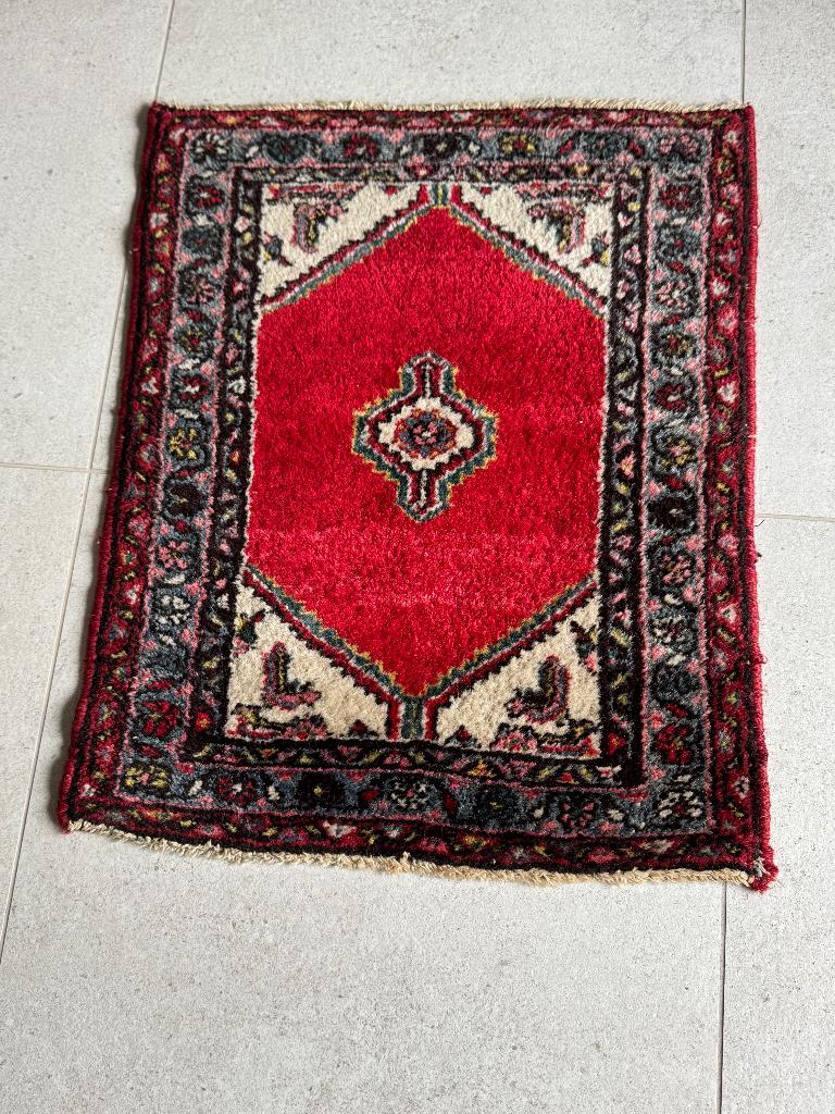 twee kleine Oosterse tapijtjes, Huis en Inrichting, Ophalen, 50 tot 100 cm, Oosters bidtapijtjes, 50 tot 100 cm