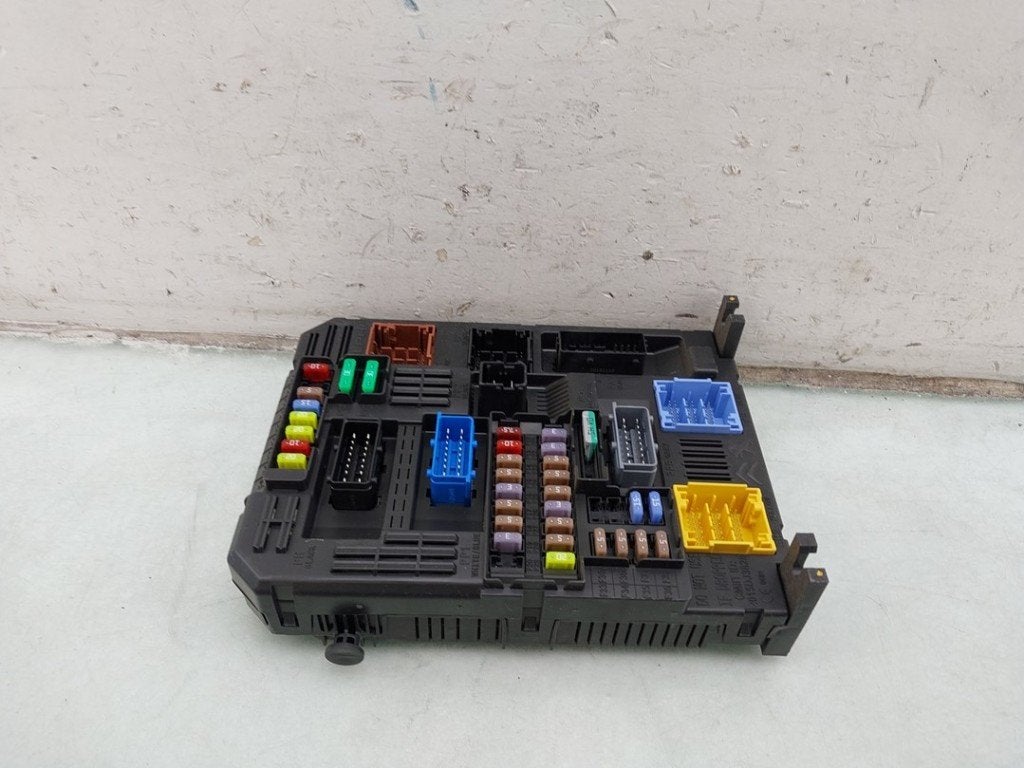 ORDINATEUR UNITE COMMANDE ELECTRONIQUE (|9830790980|16696129, Kontakt-peugeot@peugeot.com, Utilisé, Peugeot Deutschland GmbH, Bahnhofsplatz
65423  Rüsselsheim, DE