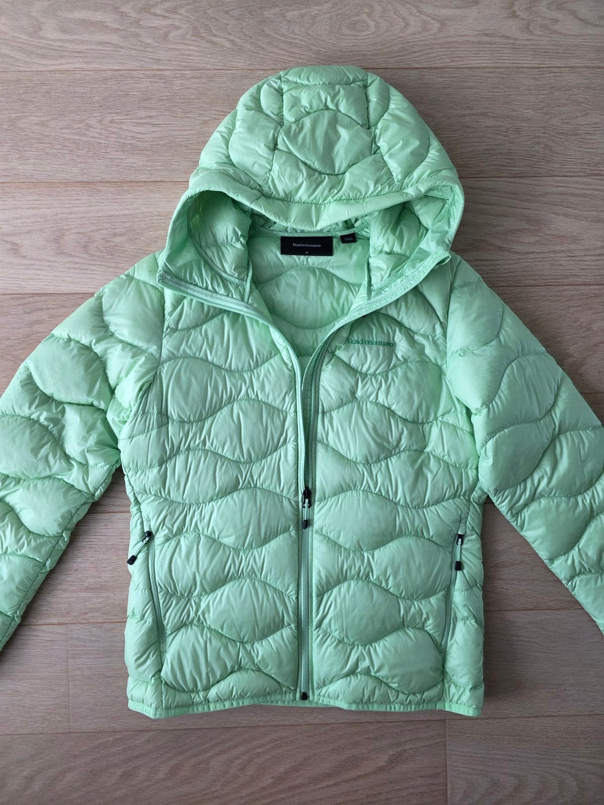 Peak Performance donsjasje, Kleding | Dames, Maat 38/40 (M), Verzenden, Nieuw, Peak Performance