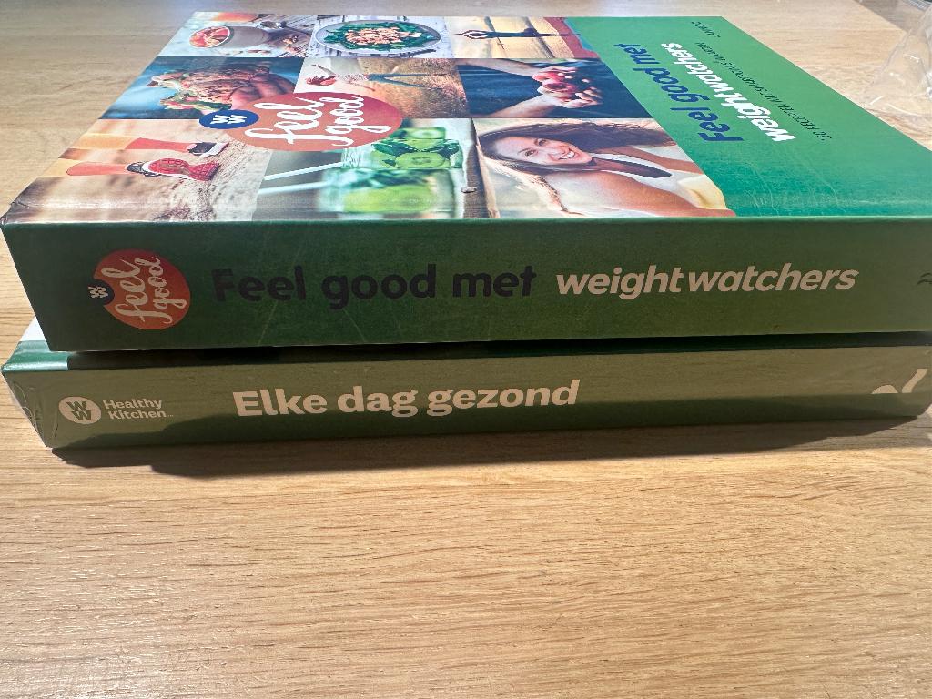WW Weight Watchers - bundel 16 kookboeken, Boeken, Gezondheid, Dieet en Voeding, Ophalen, Zo goed als nieuw, Dieet en Voeding