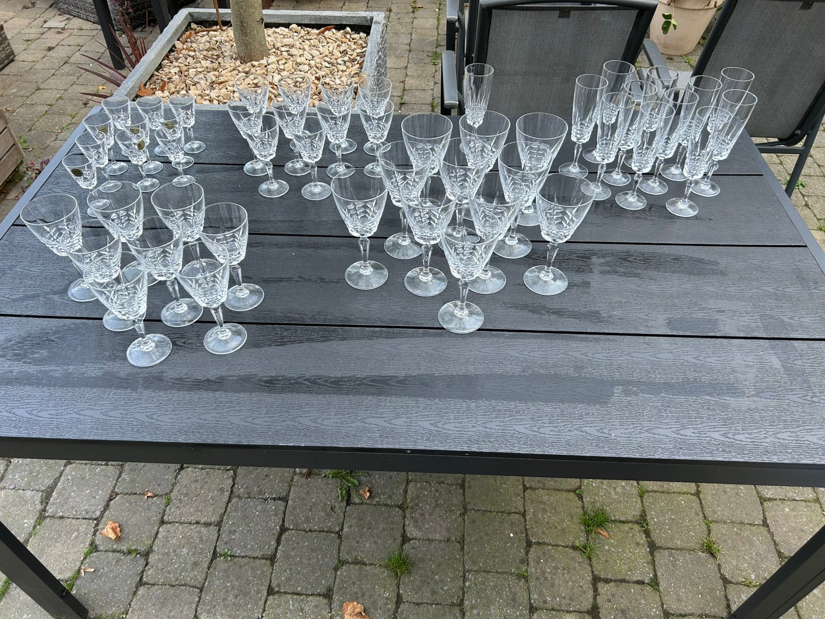 Lot de 51 verres en cristal d’arques, Antiquités & Art, Enlèvement