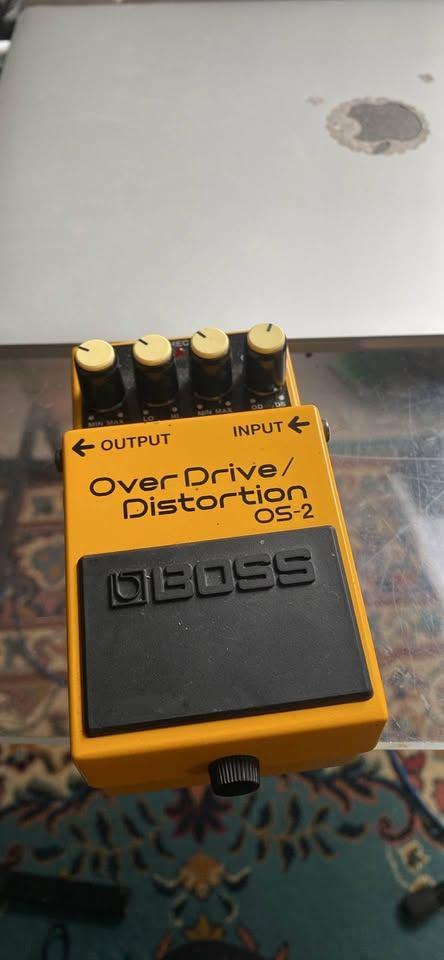 Pédale Boss overdrive/distortion OS-2, Muziek en Instrumenten, Ophalen, Zo goed als nieuw, Distortion, Overdrive of Fuzz