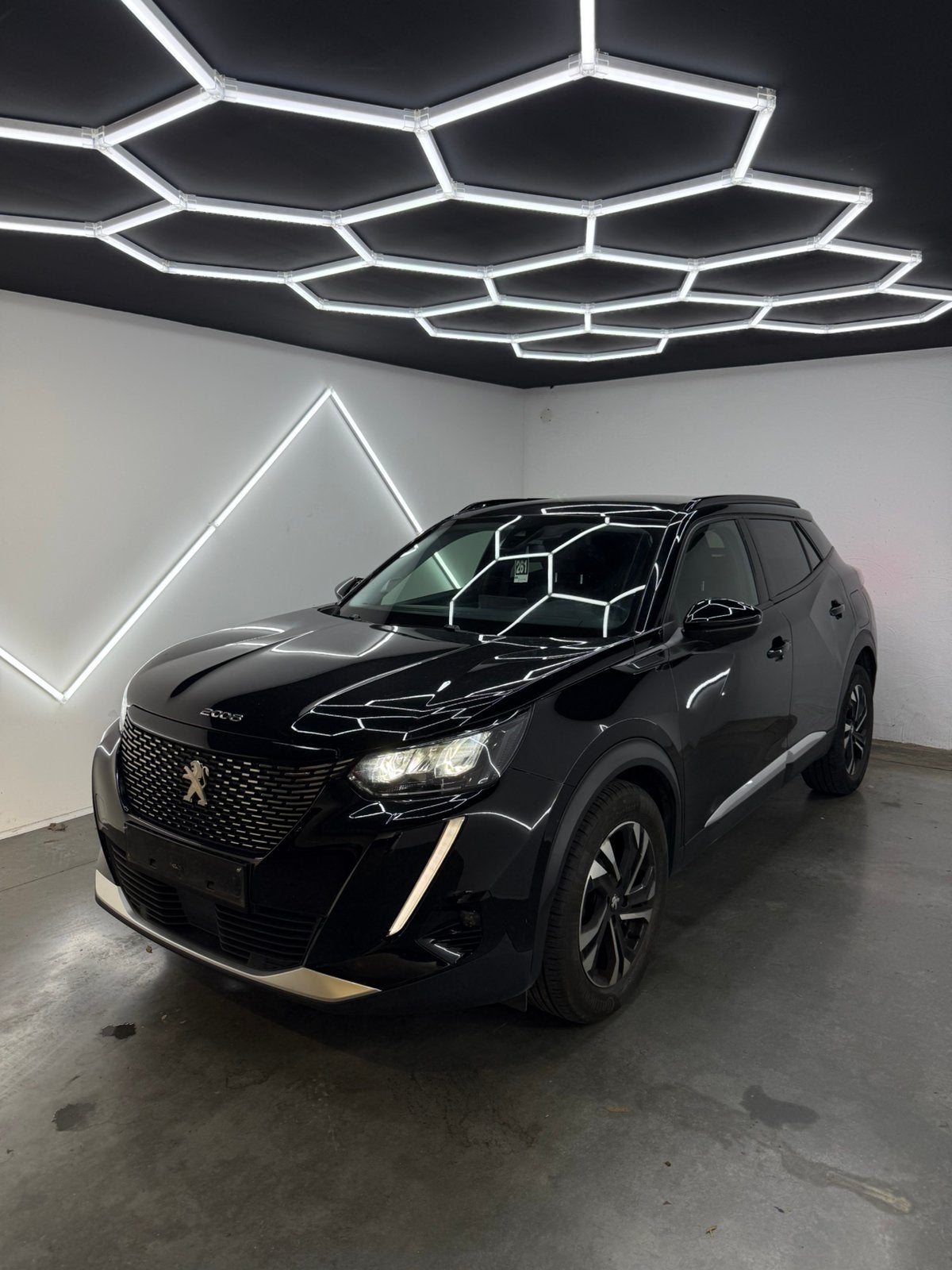 Peugeot 2008| 2021 | 83.265 KM | NOUVELLE COURROIE | 130 CV, Achat, Euro 6, Entreprise, Noir