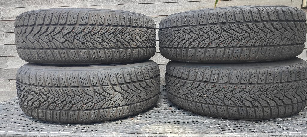 (bijna nieuwe) winterbanden op velg, Ophalen, 16 inch, Nieuw, Band(en)