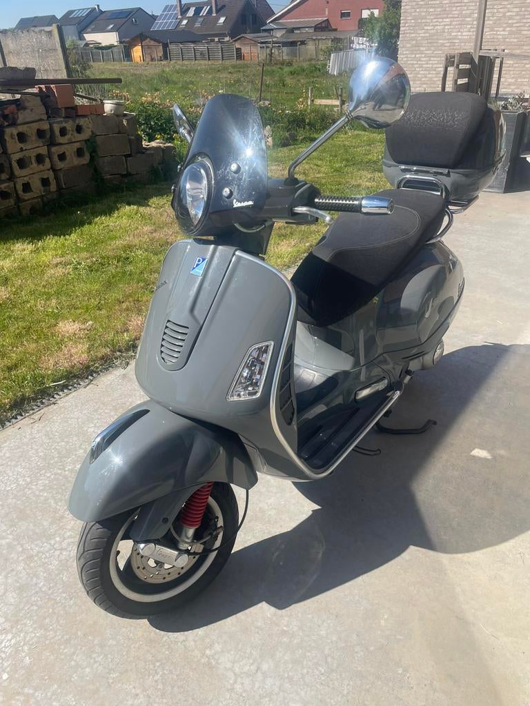 Vespa Gts 250 ie, Particulier