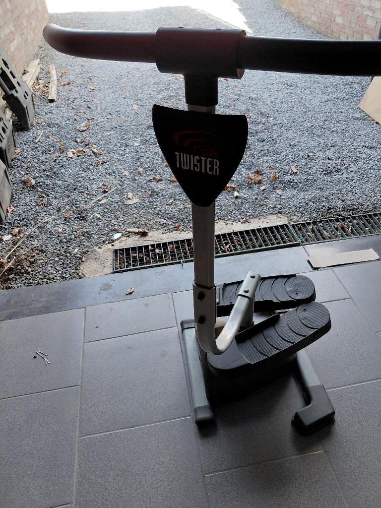 CARDIO TWISTER, Sports & Fitness, Cardiofréquencemètres, Enlèvement, Utilisé, Autres marques