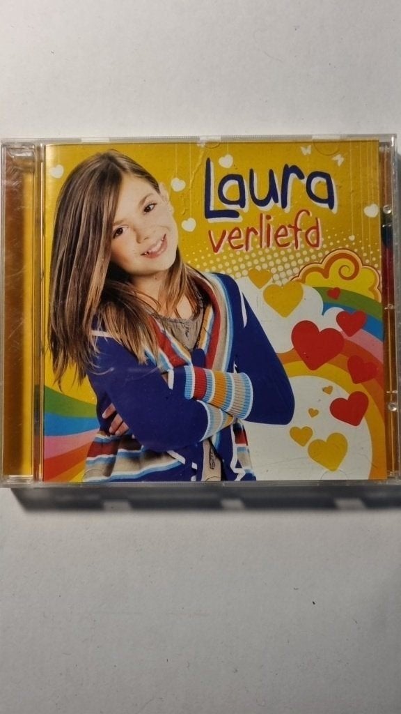 Laura - Verliefd, Ophalen of Verzenden, Gebruikt