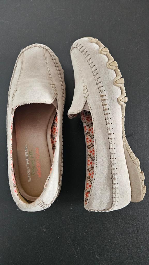 Dames Skechers maat 38/39, Ophalen