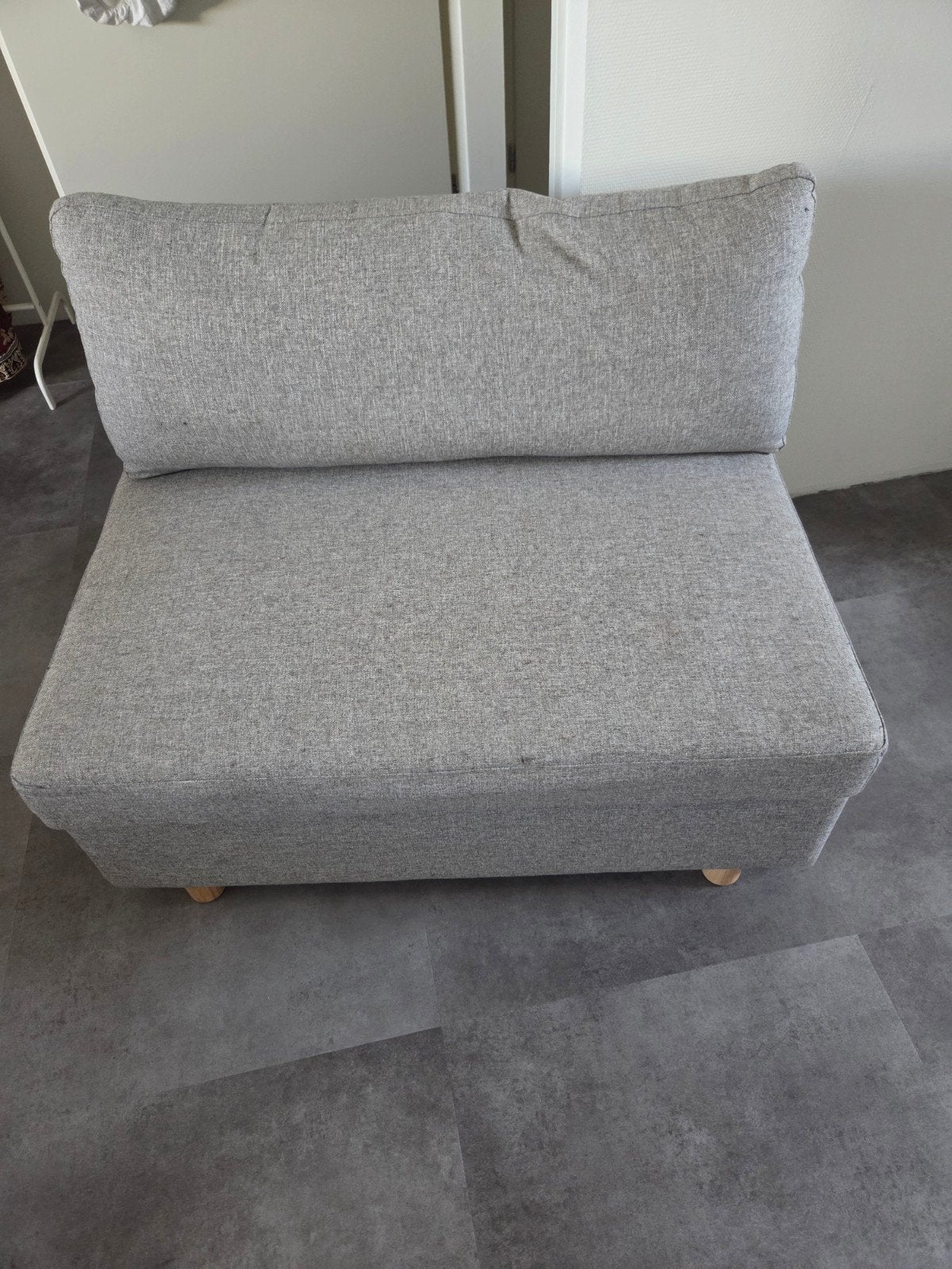 Jysk bedbank grijs 100x70 / 190x70, Huis en Inrichting, Ophalen, Zo goed als nieuw, Grijs