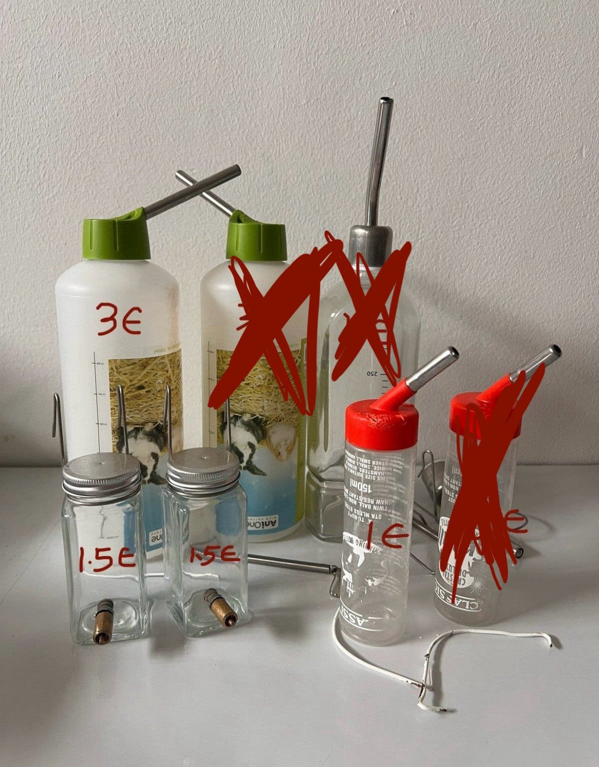 4 bouteilles d'eau pour cobayes ou lapins, Animaux & Accessoires, Rongeurs & Lapins | Accessoires, Enlèvement ou Envoi, Comme neuf