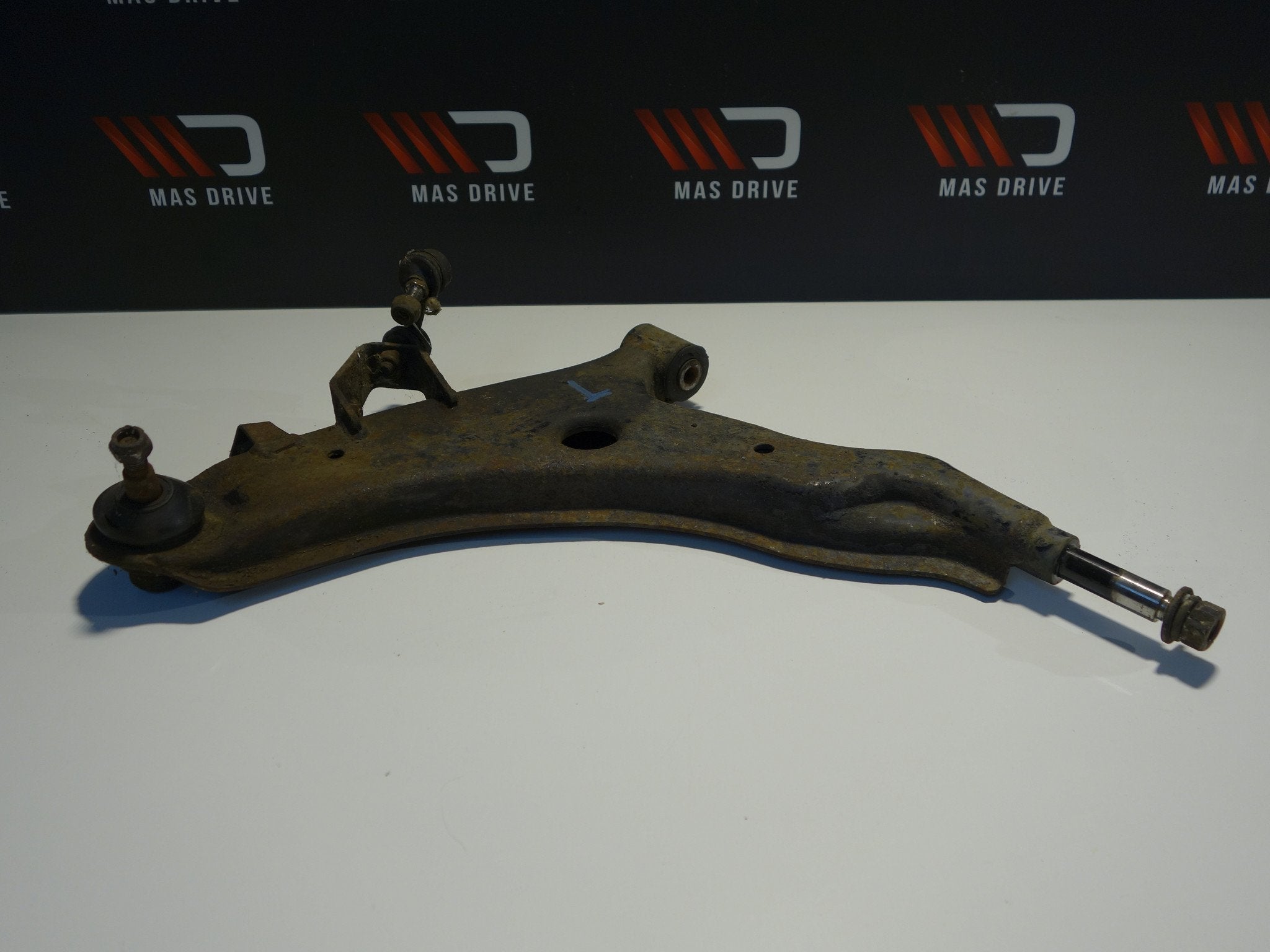Mitsubishi 3000GT VR4 draagarm links 1993, Utilisé