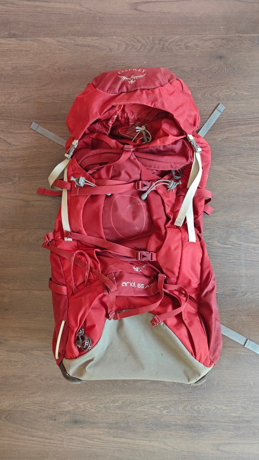 Sac à dos Osprey Ariel 65 femme, Bijoux, Sacs & Beauté, Sacs | Sacs à dos, Enlèvement