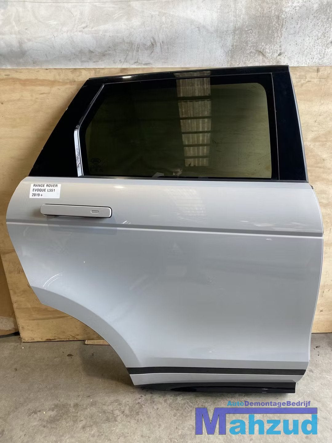 RANGE ROVER EVOQUE L551 Grijs rechts achter deur portier 201, Auto-onderdelen, Deur, Achter, Dpoffice@jaguarlandrover.com, Abbey Road, Whitley 1
CV3 4LF  Coventry