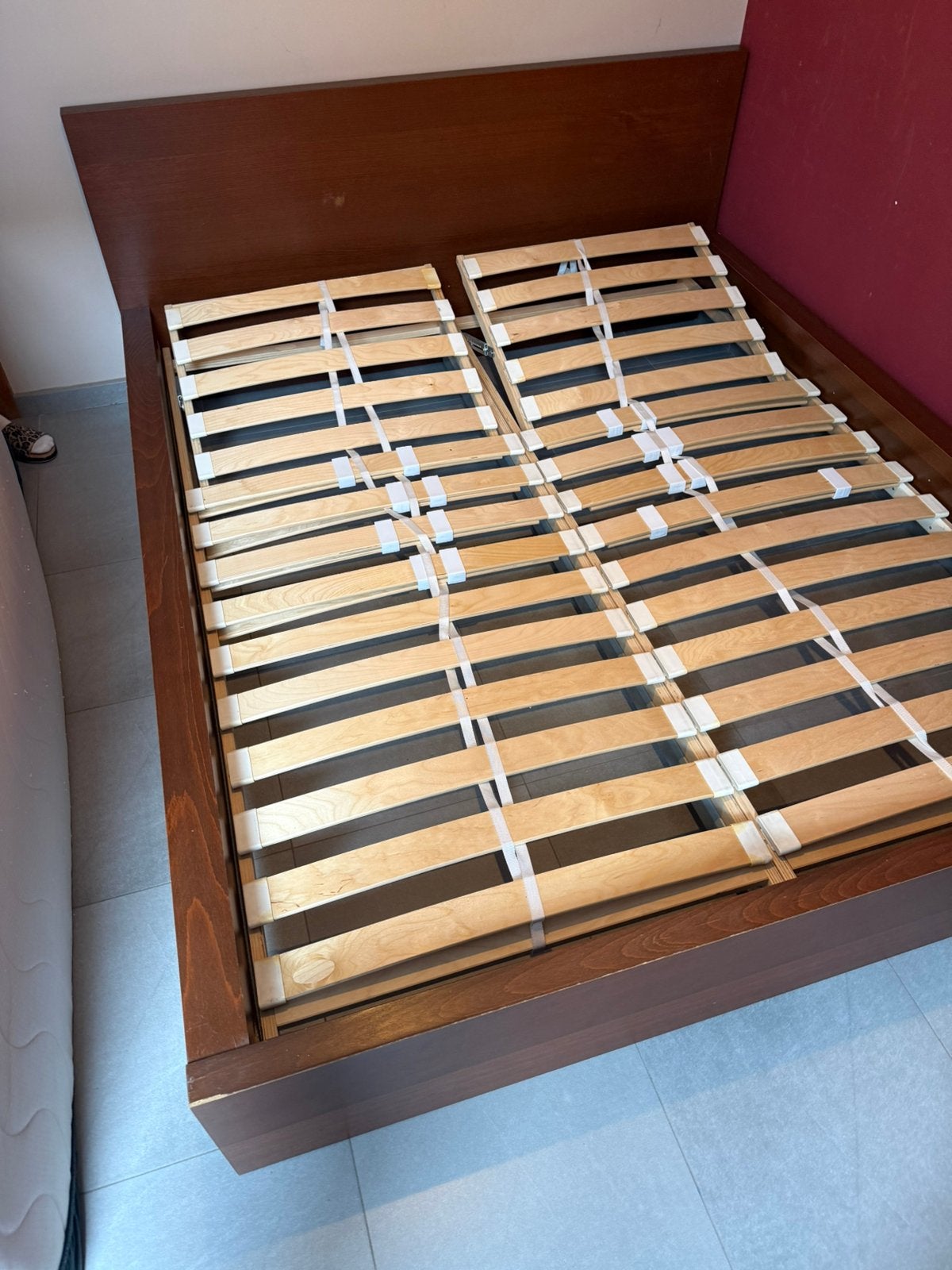 Malm 2 persoonsbed 160 x 200 + 2 verstelbare, Enlèvement, Comme neuf