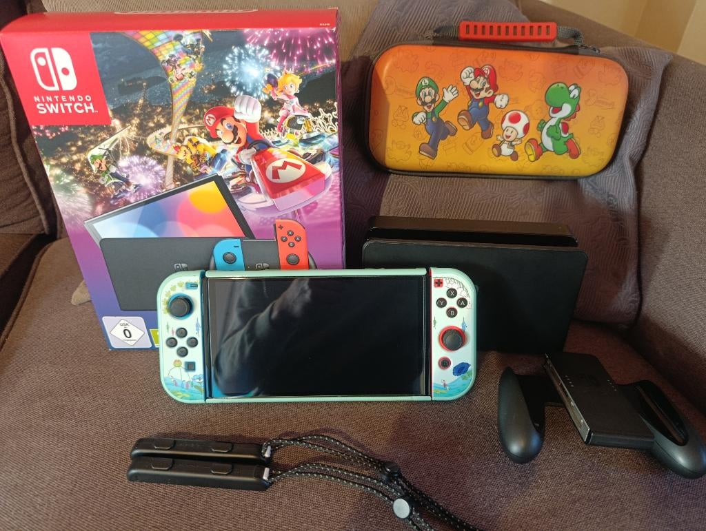 Nintendo Switch OLED, als nieuw, krasvrij scherm, Enlèvement ou Envoi, Comme neuf