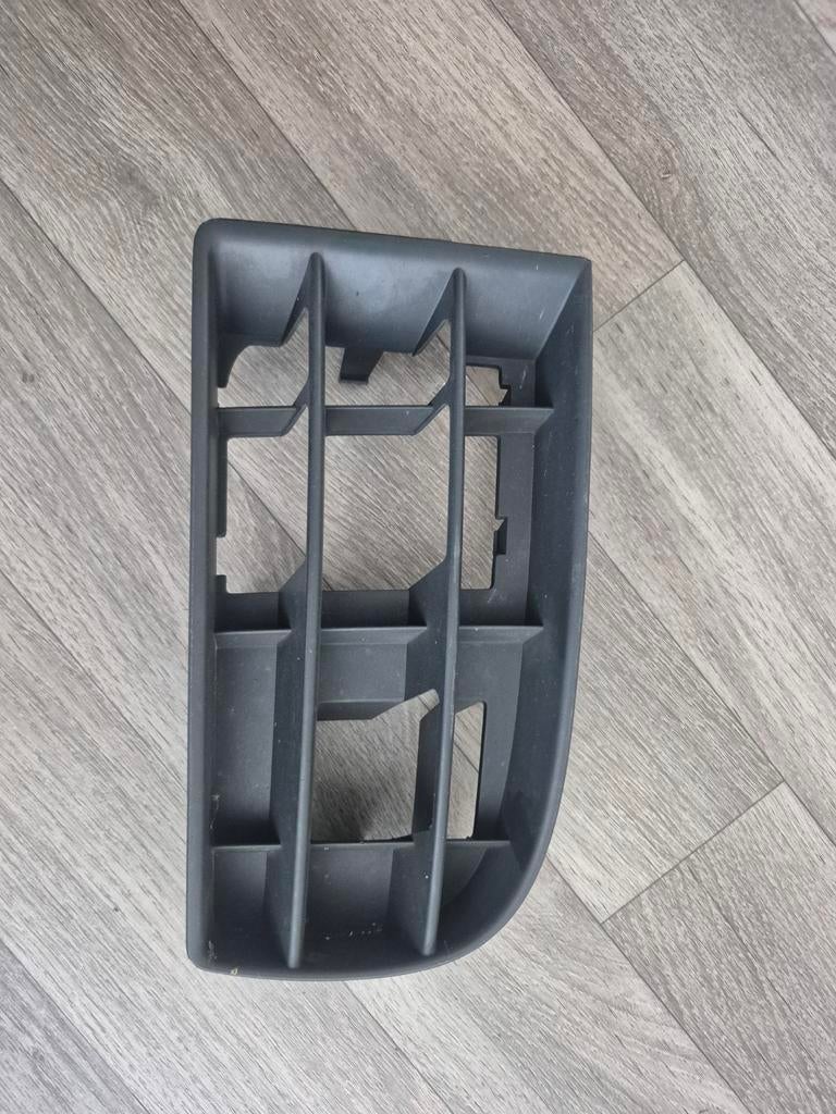 Grille de pare-chocs avant pour VW Golf V5 1K0 853 665 A, Pare-chocs, Volkswagen, Enlèvement, Utilisé