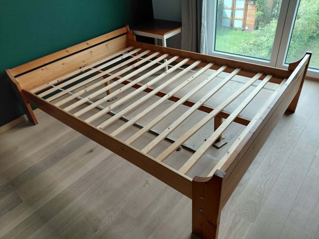 Lit IKEA 2 places en bois massif + sommier à lattes, Beige, Enlèvement, 200 cm, Bois