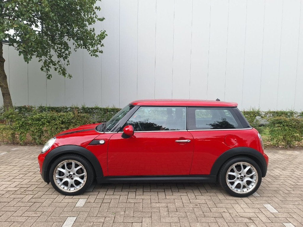 MINI Cooper 1.6i | Benzine | Airco, Voorwielaandrijving, 4 zetels, Zwart, 1600 cc
