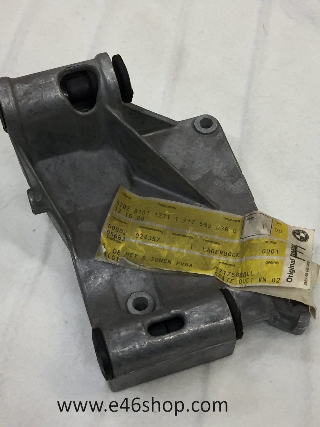 Dynamo steun BMW E30 E34 oe 12311717589 org bmw nieuw, -, -, Nieuw, Ophalen of Verzenden