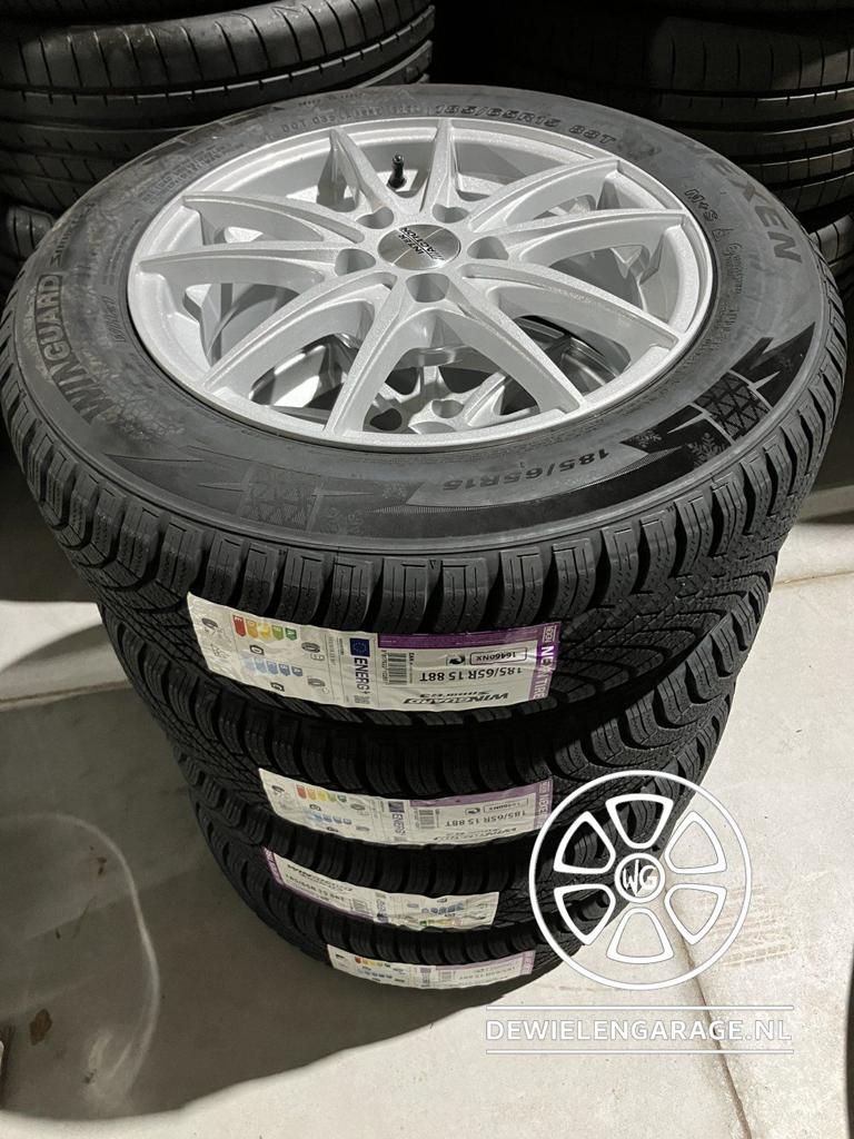 VW Polo / Seat Ibiza Velgen + Winterbanden NIEUW 5x100 Winte, Auto-onderdelen, Banden en Velgen, 15 inch, -, -, Banden en Velgen