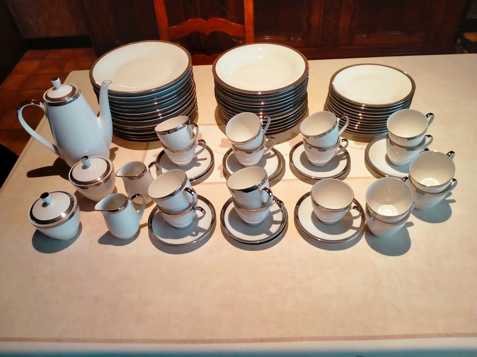 Eet en koffie servies, Ophalen, Bord(en)