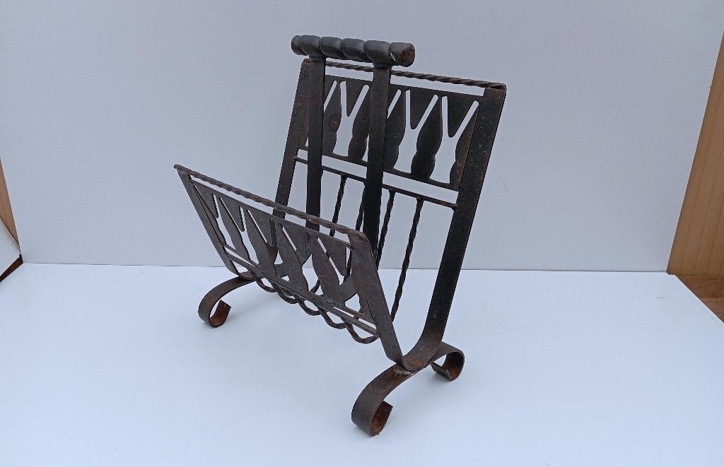 tijdschriftenrek (ADNET JACQUES) art nouveau, Minder dan 45 cm, Minder dan 55 cm, Gebruikt, Metaal of Aluminium