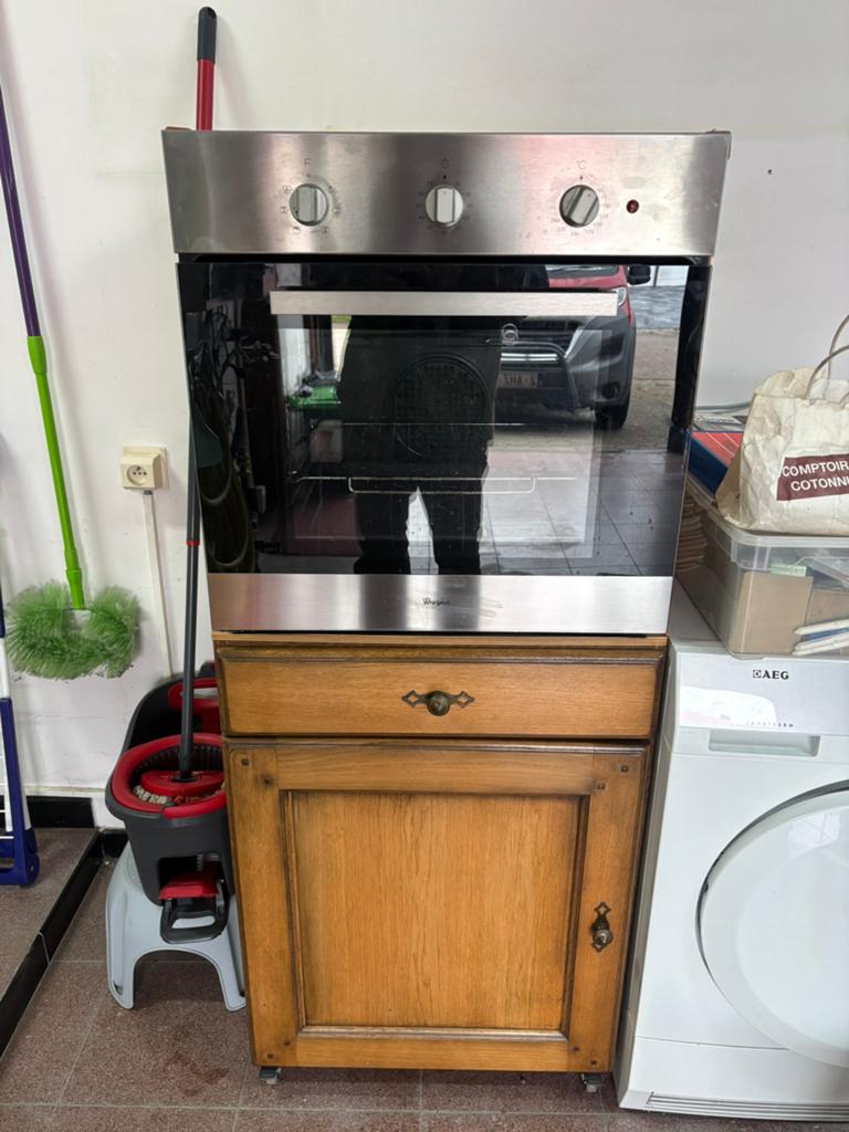 Oven met meubel 220v stekker, Ophalen, Zo goed als nieuw, Oven