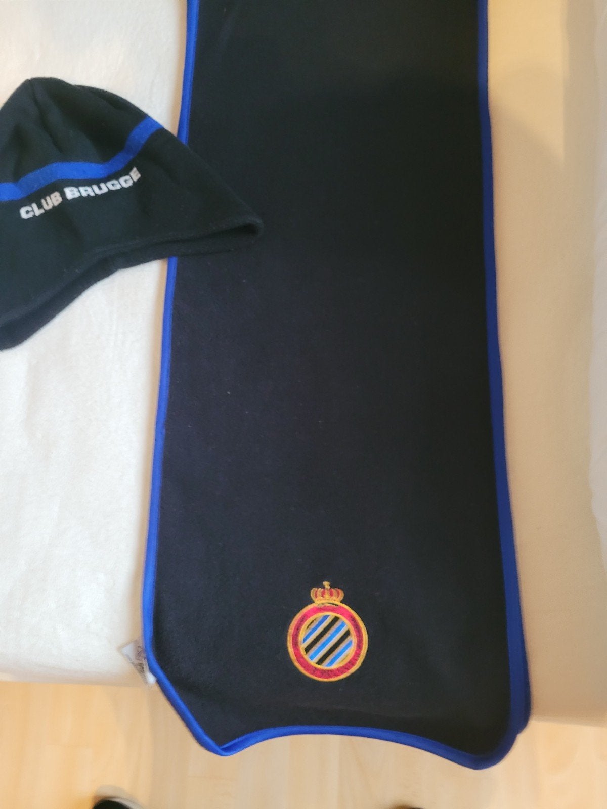 Muts en sjerp van club brugge nieuwstaat, Ophalen of Verzenden