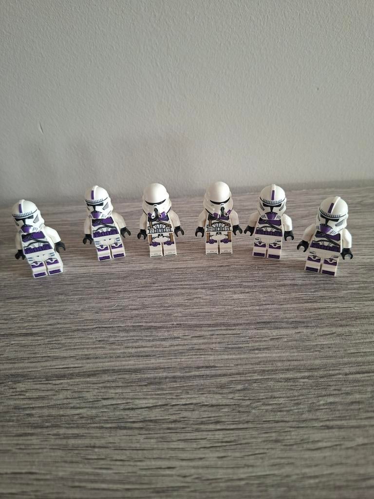 LEGO Star Wars minifiguren van de 187e Legioen Clone Trooper, Ophalen
