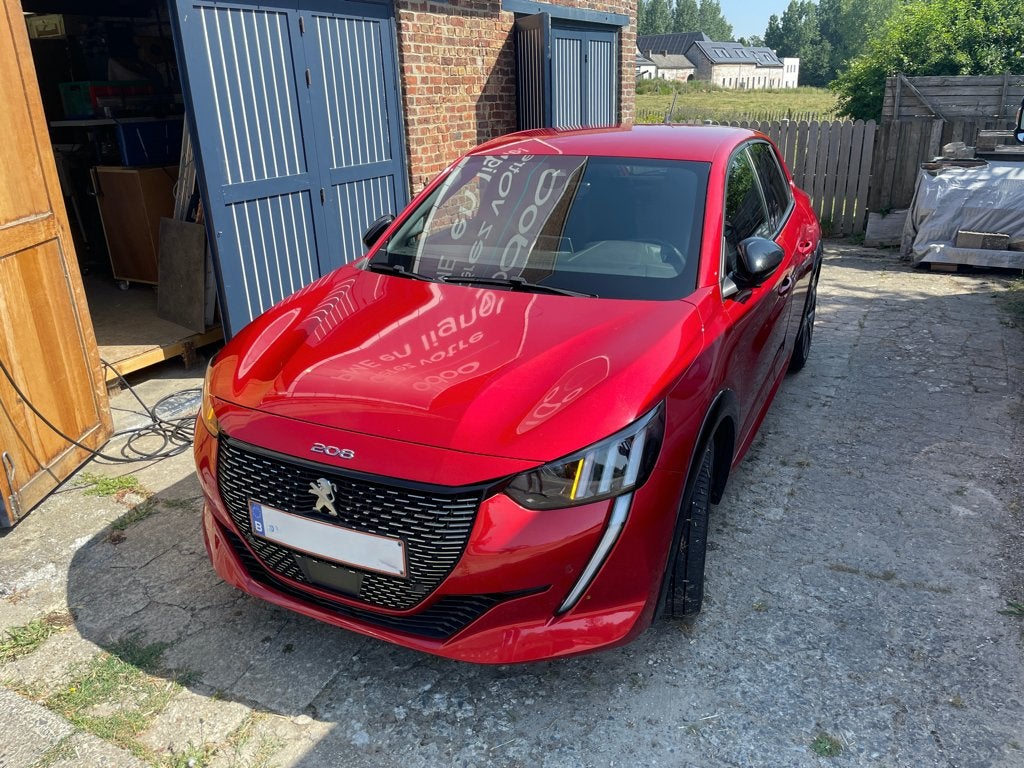 Peugeot 208 GT Line, Rouge, Achat, Euro 6, Entretenue par le concessionnaire