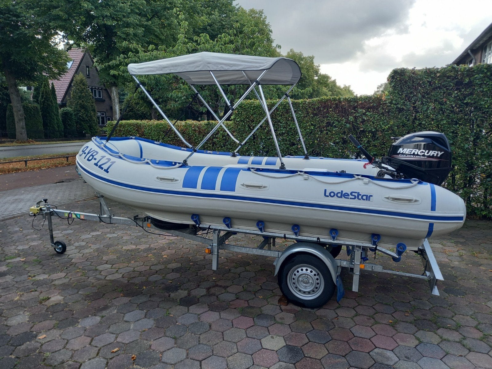 Lodestar 430 Trimax 30pk Mercury 4tact trailer, biminitop, Ophalen, Zo goed als nieuw, 43 m, 30 pk