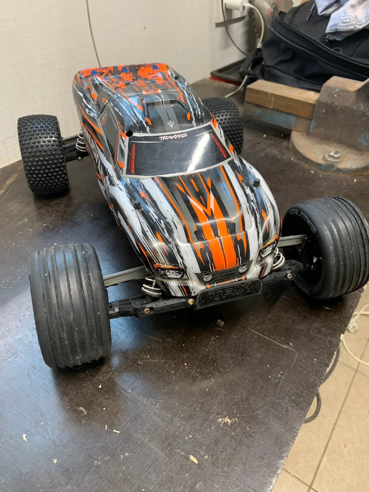 Rustler RC auto, Hobby en Vrije tijd, Modelbouw | Radiografisch | Auto's, Ophalen, Zo goed als nieuw, Elektro
