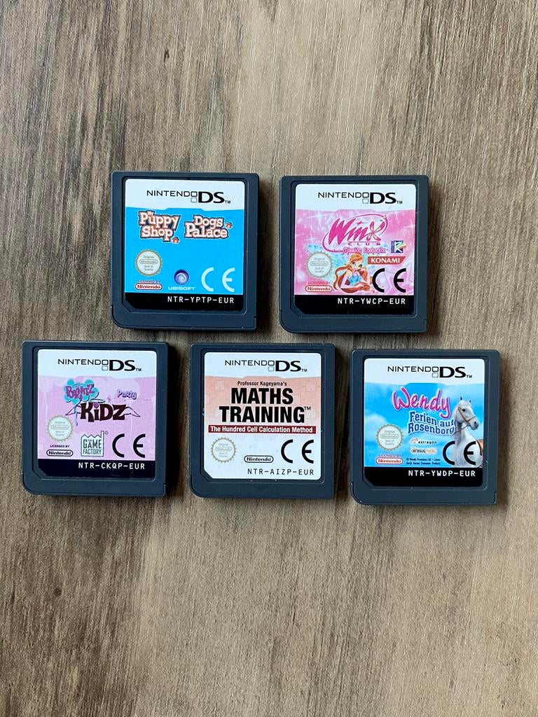 5 jeux Nintendo DS Winx, Bratz, Puppy Shop, Wendy, Maths, Enlèvement ou Envoi, Comme neuf